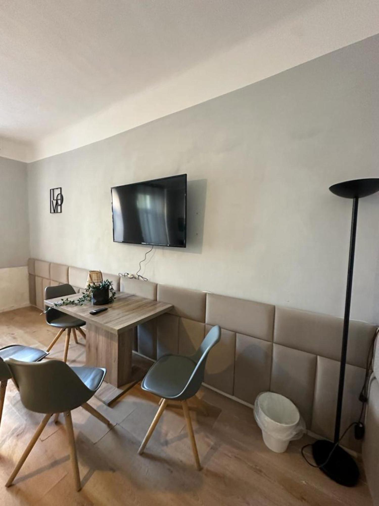 Beautiful 1br Comfortable Design - Located Viena